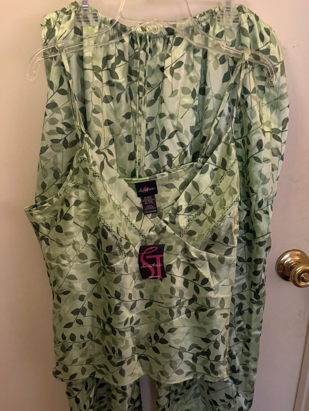 Secret Treasures Satin PJs W 16-18